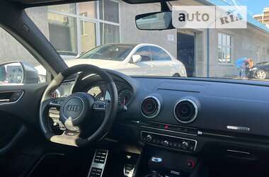 Хэтчбек Audi RS3 2015 в Киеве