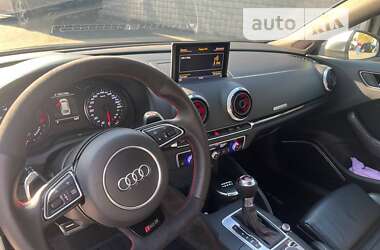 Хэтчбек Audi RS3 2015 в Киеве