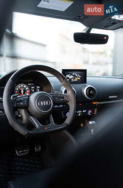 Седан Audi RS3 2017 в 