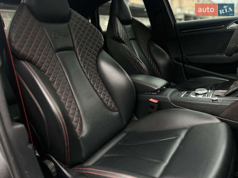 Седан Audi RS3 2018 в Днепре