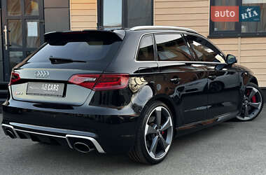 Седан Audi RS3 2015 в 