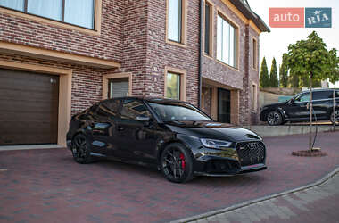 Седан Audi RS3 2018 в 