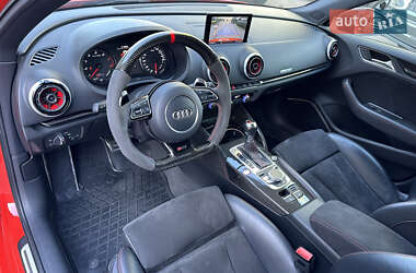 Седан Audi RS3 2017 в 