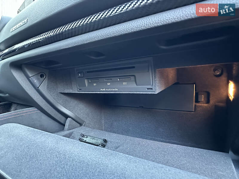 Седан Audi RS3 2017 в Одессе