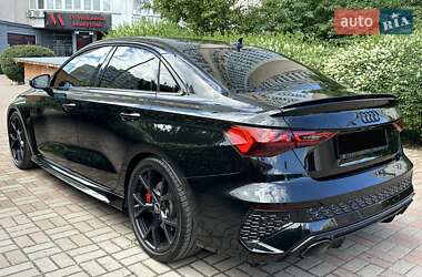 Седан Audi RS3 2021 в 