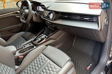Седан Audi RS3 2021 в 