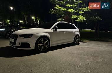 Хэтчбек Audi RS3 2016 в 
