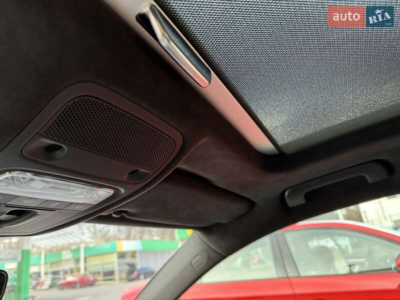 Хэтчбек Audi RS3 2016 в Киеве