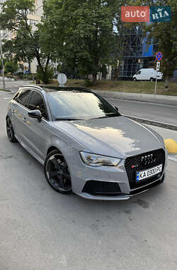 Хэтчбек Audi RS3 2016 в 