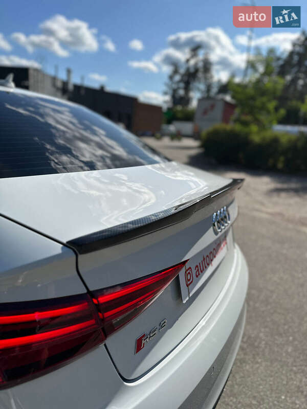 Седан Audi RS3 2018 в Білогородці
