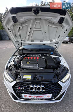 Седан Audi RS3 2018 в 
