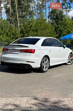 Седан Audi RS3 2018 в 