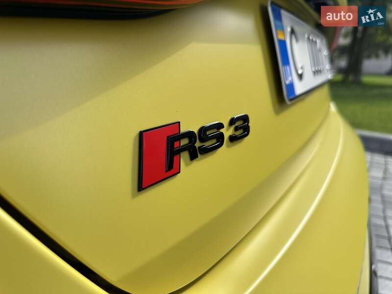 Седан Audi RS3 2022 в Днепре