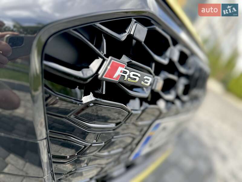 Седан Audi RS3 2022 в Днепре