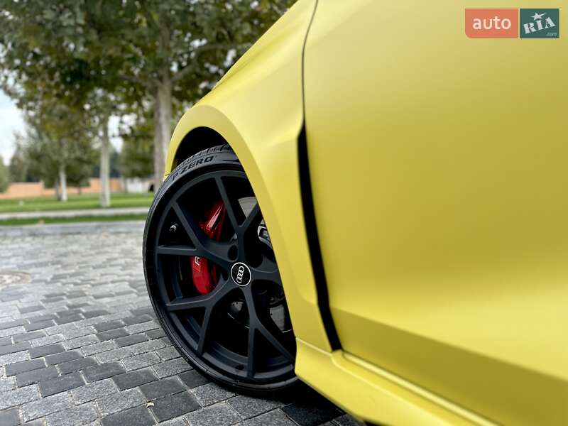 Седан Audi RS3 2022 в Днепре