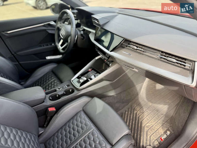 Седан Audi RS3 2022 в Кам'янському