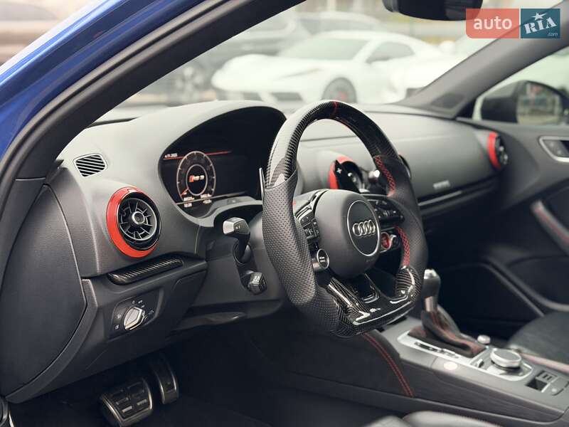 Седан Audi RS3 2017 в Києві фото 15 Седан Audi RS3 2017 в Києві