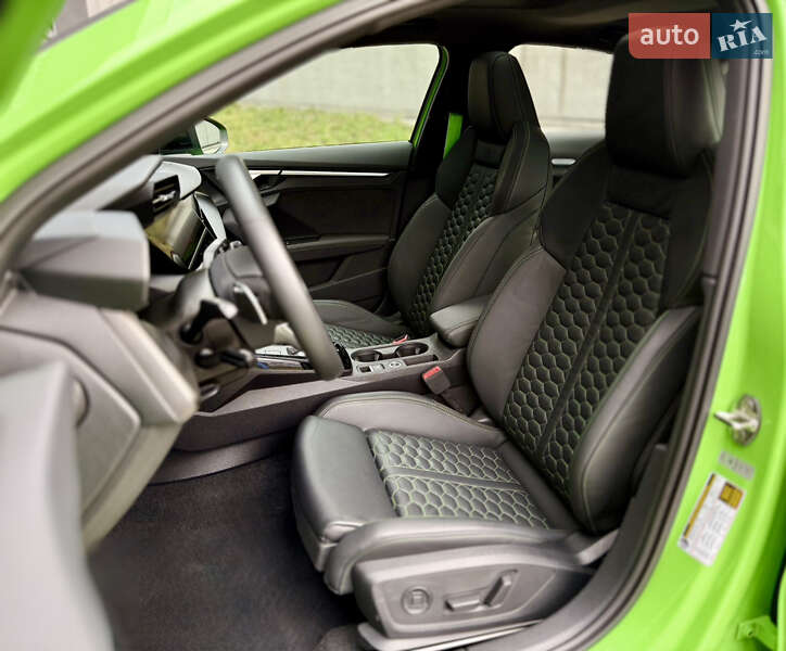 Седан Audi RS3 2024 в Харькове
