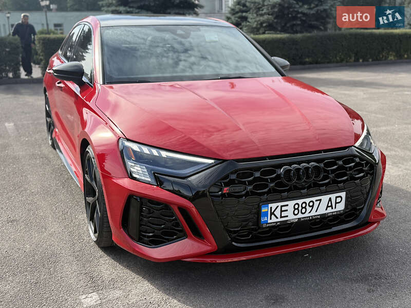 Седан Audi RS3 2022 в Днепре