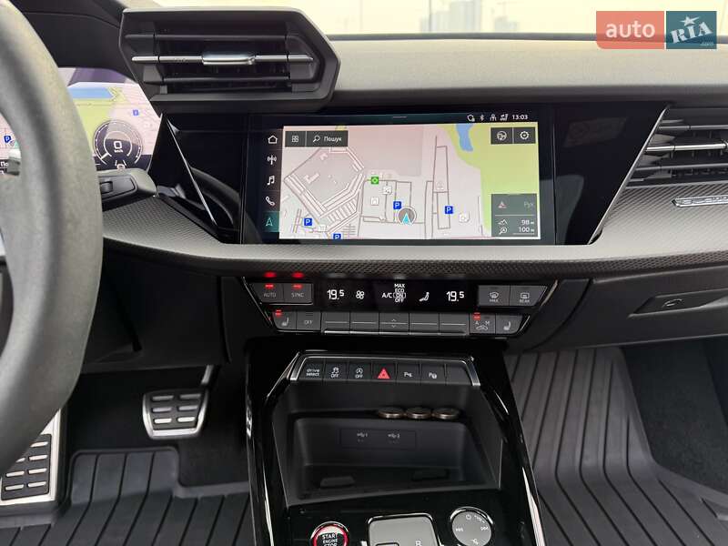 Седан Audi RS3 2021 в Киеве фото 22 Седан Audi RS3 2021 в Киеве