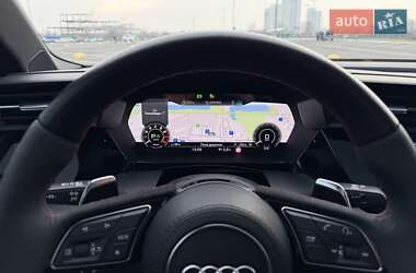 Седан Audi RS3 2021 в Киеве
