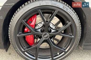 Седан Audi RS3 2021 в Киеве