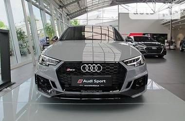  Audi RS4 2018 в 