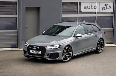 Универсал Audi RS4 2019 в Киеве