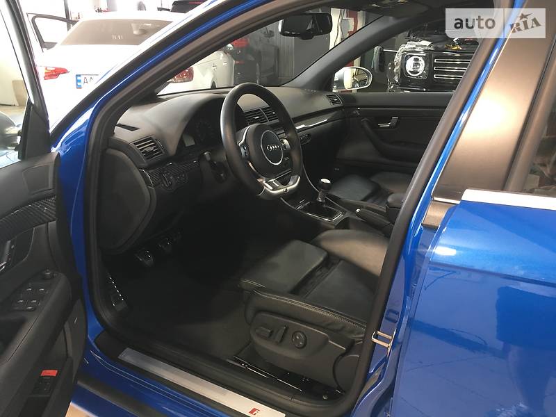 Седан Audi RS4 2006 в Києві