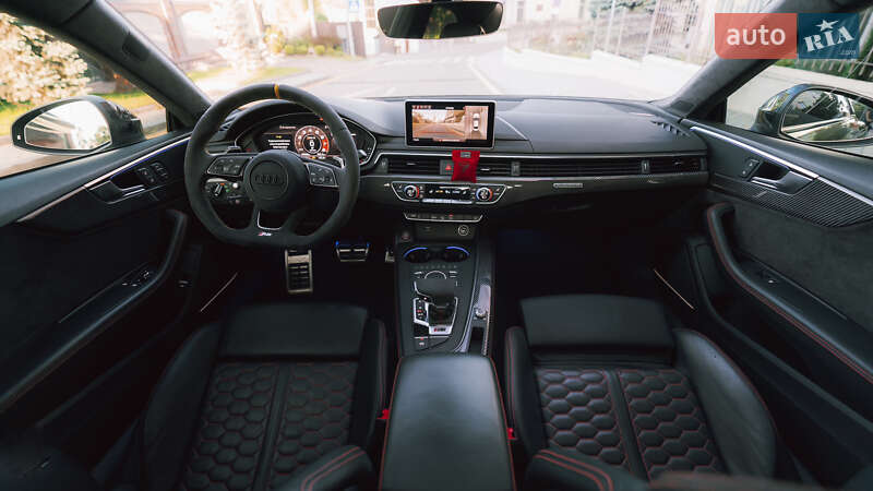 Купе Audi RS5 2018 в Киеве фото 20 Купе Audi RS5 2018 в Киеве
