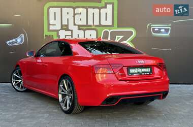 Купе Audi RS5 2011 в 