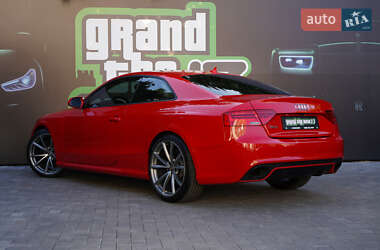 Купе Audi RS5 2011 в 