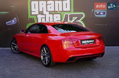 Купе Audi RS5 2011 в 