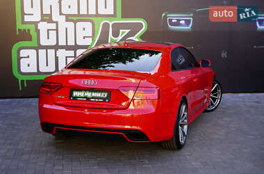 Купе Audi RS5 2011 в 