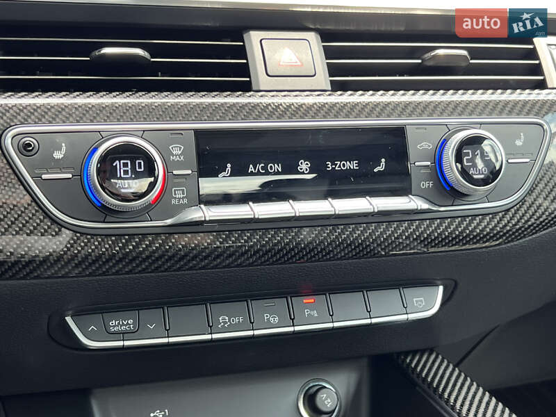Купе Audi RS5 2019 в Киеве