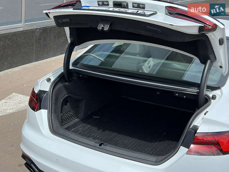 Купе Audi RS5 2019 в Киеве