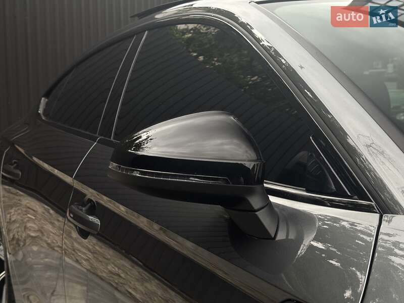 Лифтбек Audi RS5 2020 в Львове