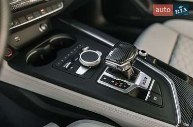 Купе Audi RS5 2019 в 