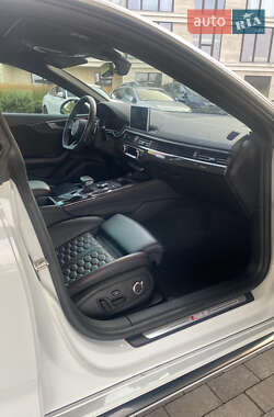 Купе Audi RS5 2019 в 