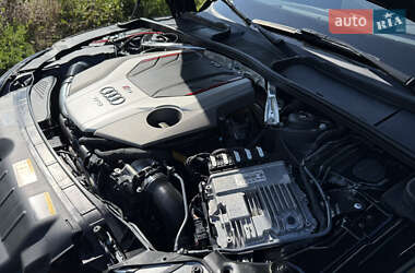 Купе Audi RS5 2021 в 