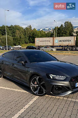 Audi RS5 2021
