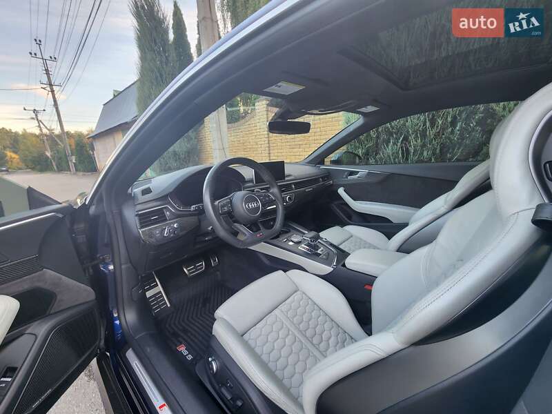 Купе Audi RS5 2019 в Киеве фото 12 Купе Audi RS5 2019 в Киеве