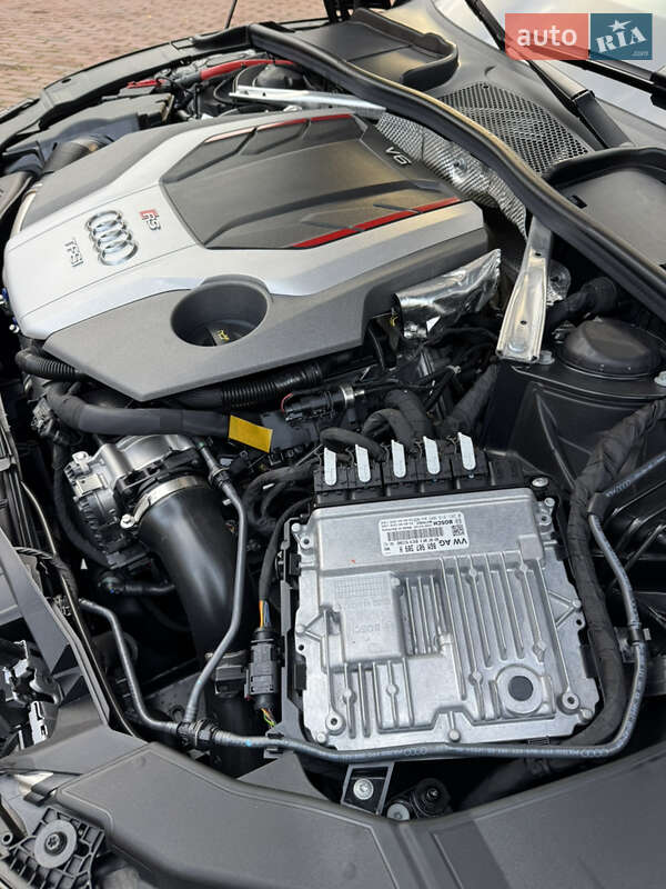 Купе Audi RS5 2023 в Києві фото 43 Купе Audi RS5 2023 в Києві