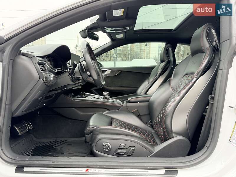 Купе Audi RS5 2018 в Киеве
