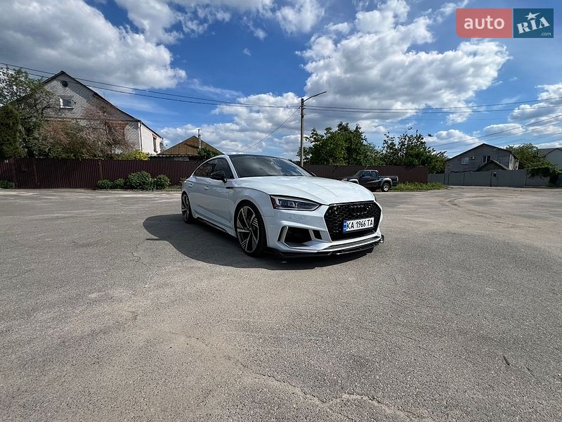 Купе Audi RS5 2019 в Киеве фото 7 Купе Audi RS5 2019 в Киеве