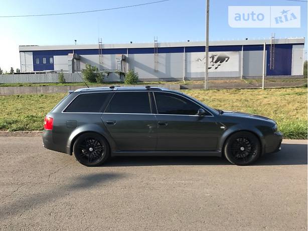 Универсал Audi RS6 2003 в 