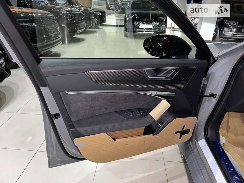 Универсал Audi RS6 2024 в Одессе