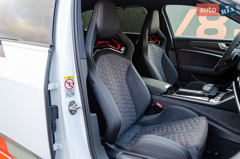 Универсал Audi RS6 2024 в Киеве