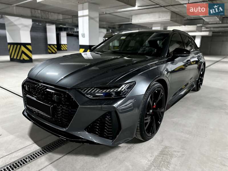 Универсал Audi RS6 2021 в 