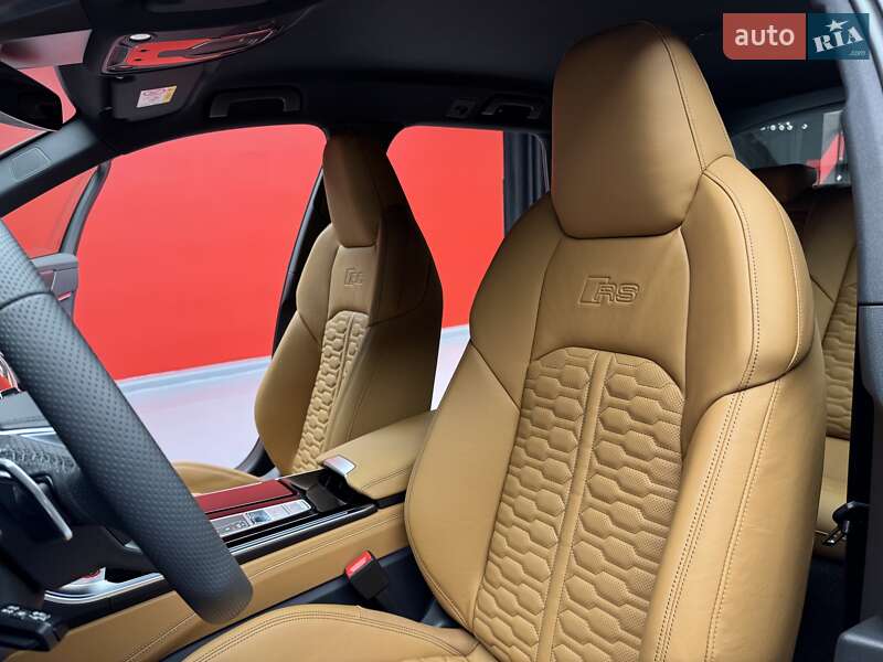 Универсал Audi RS6 2025 в Киеве